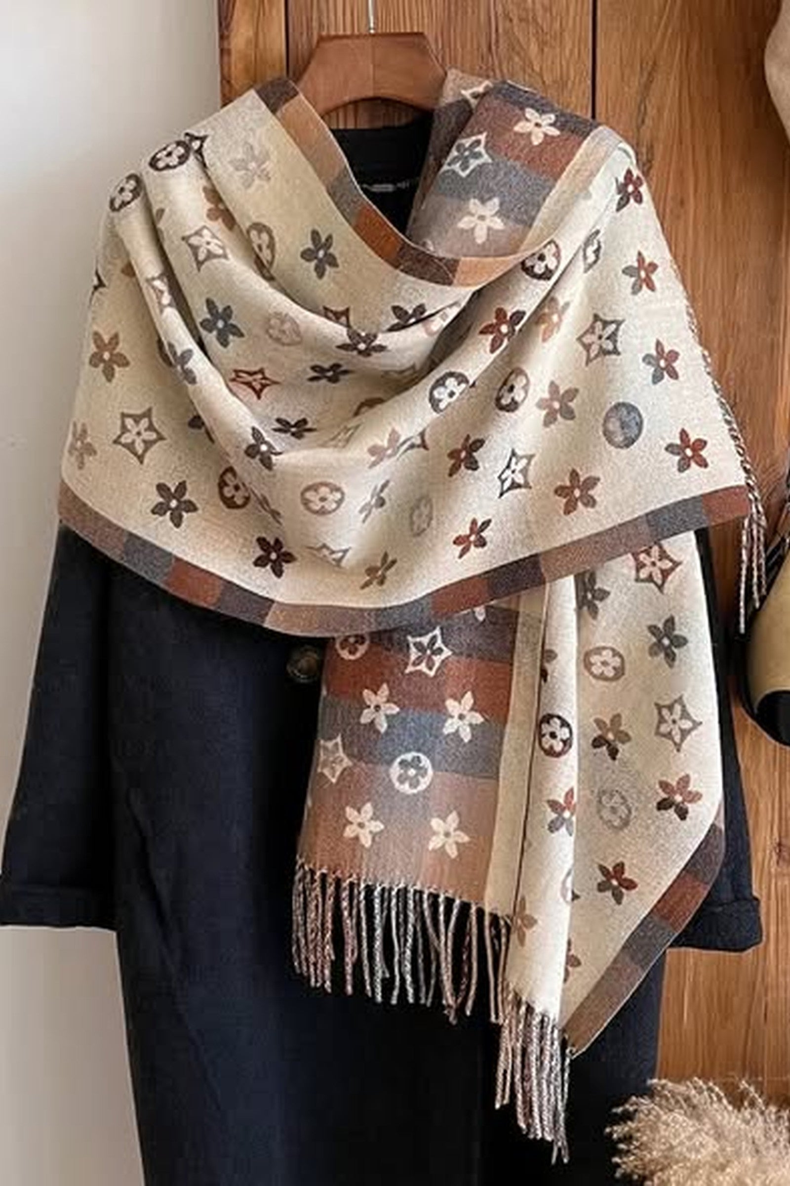 Soft Fringe Scarf