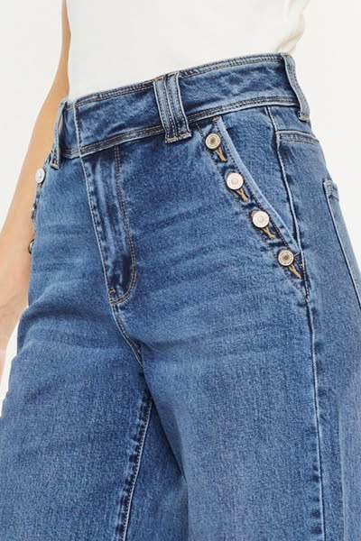Button Accent Jeans