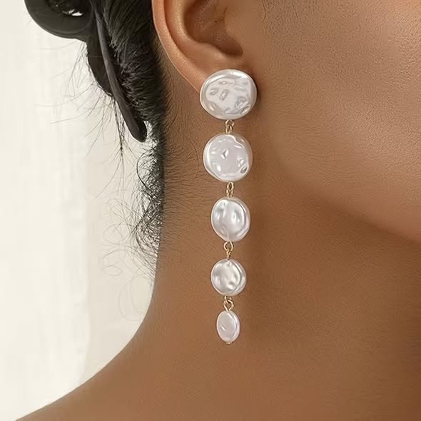 Dangle Pearl Earrings