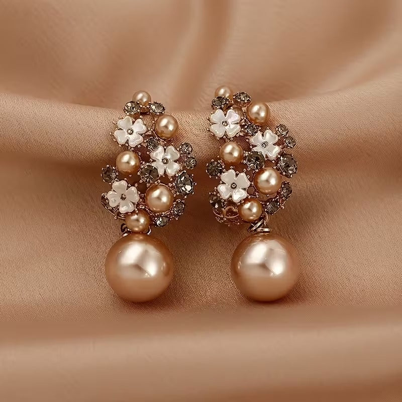 Small Flower Pearl Earrings