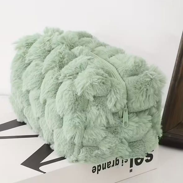Fluffy Zip Bag