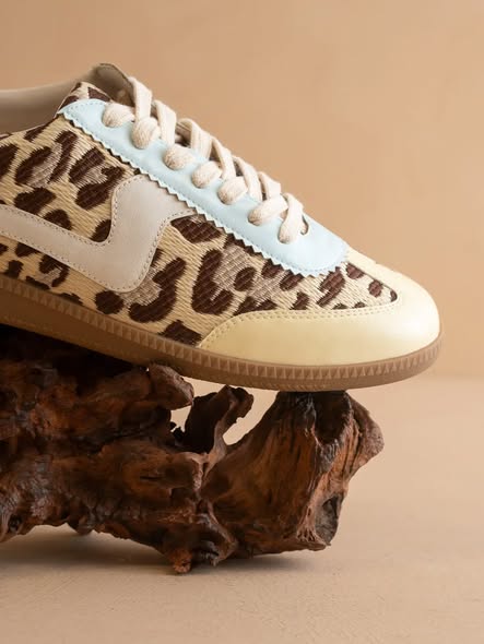 Leopard Sneaker