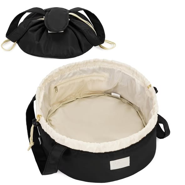 The BEST Little Makeup Bag