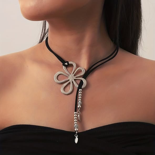 Flower Necklace