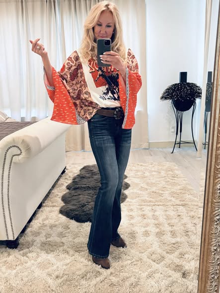 Ride'Em Graphic Top