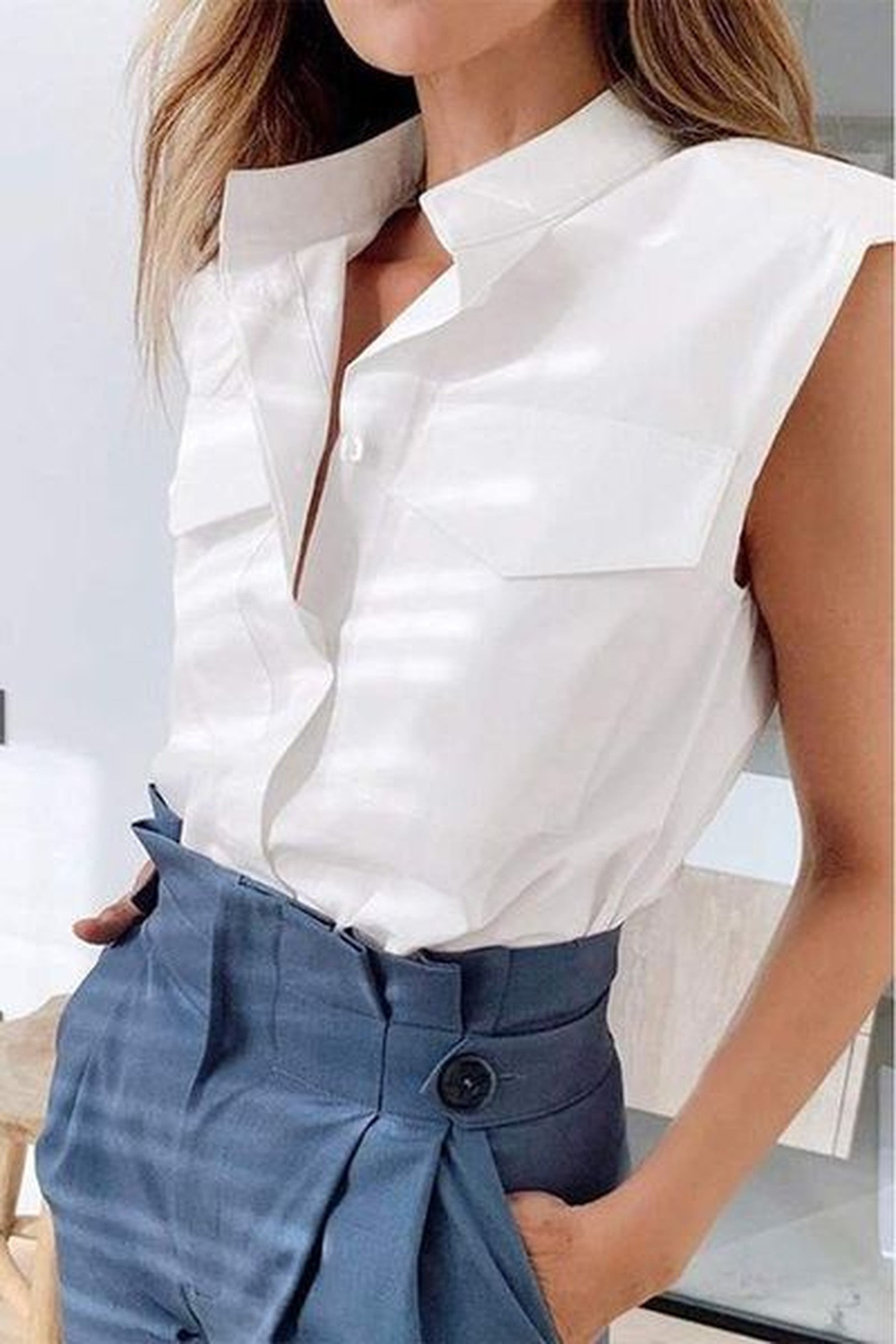 Sleeveless Mandrin Collar Top