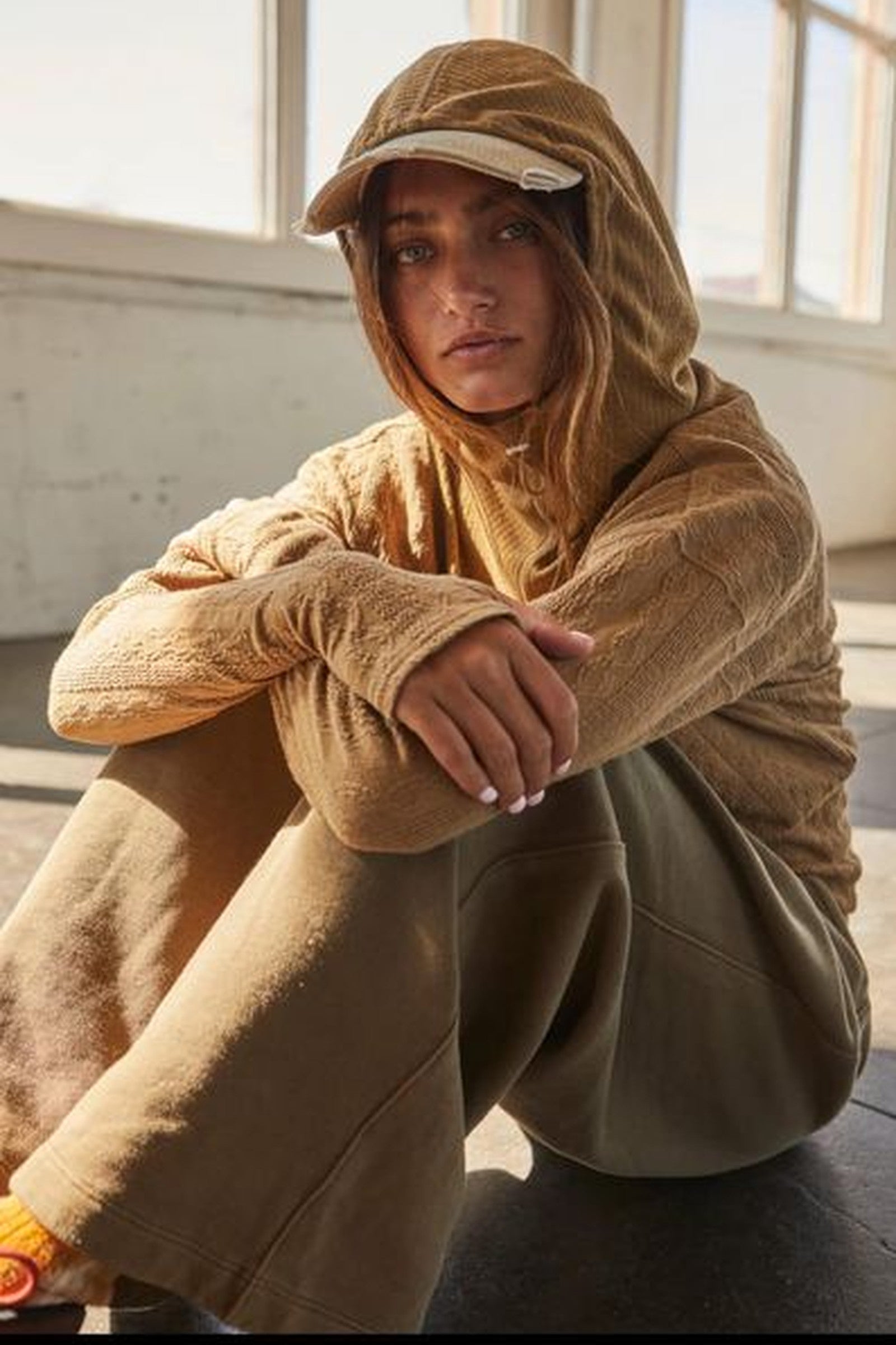 Thumb Hole Cable Hoodie