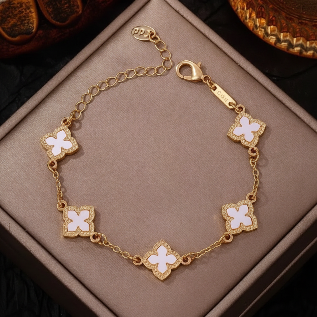 Clover Dupe Bracelet Stack