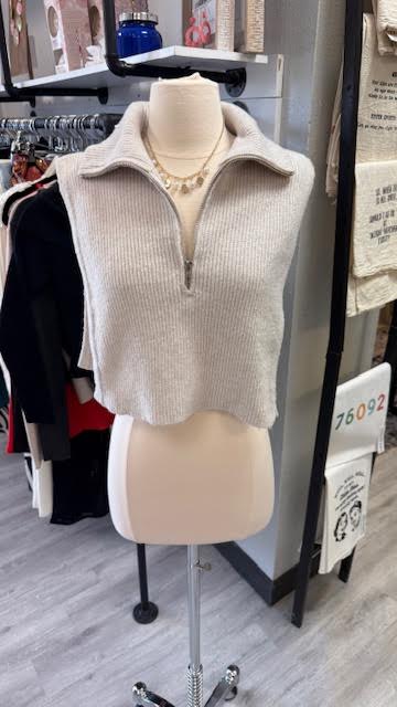 Sleeveless Sweater Knit Top