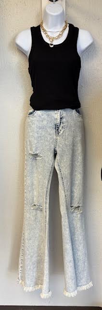 Light Washed Distressed Jeans