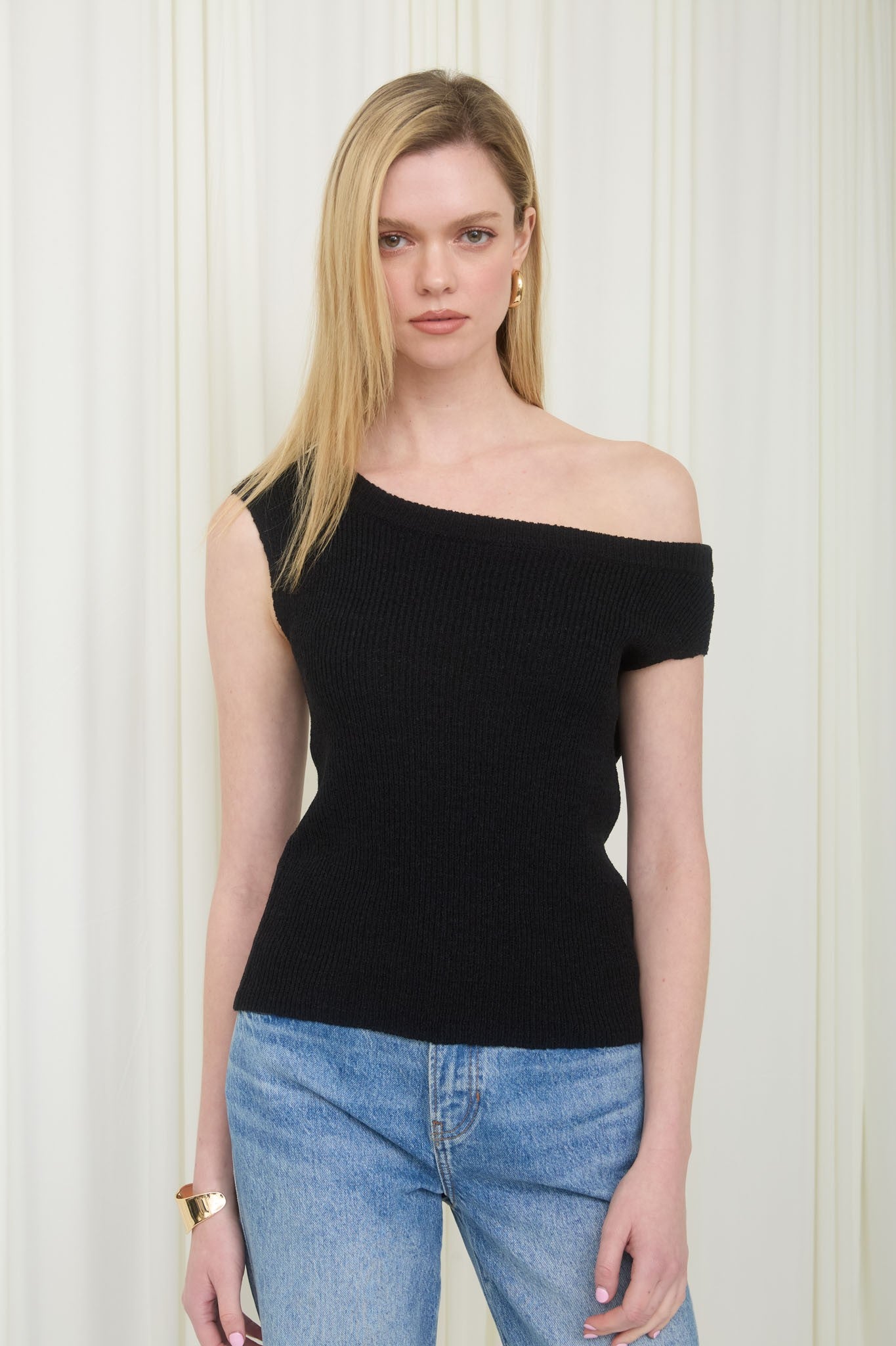 Slouch Shoulder Knit Top