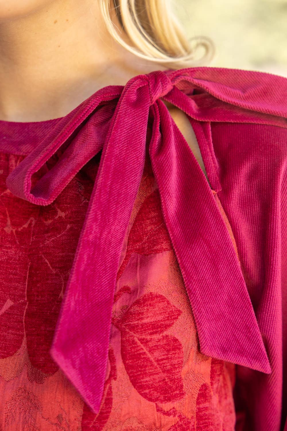 Side Bow Floral Velvet Jacquard Top