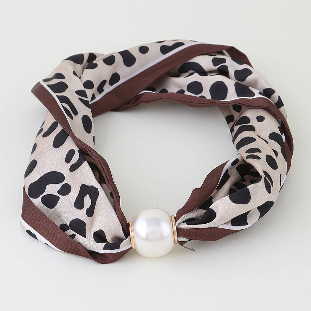 Olive Striped Scarf Pearl Slider Necklace