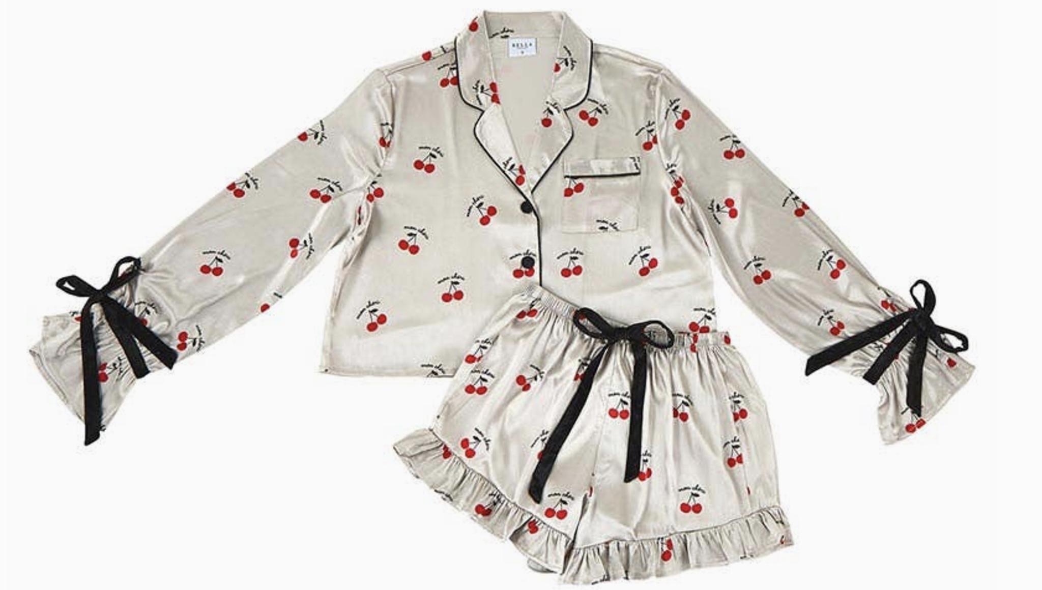 Silk Cherry Lounge Set