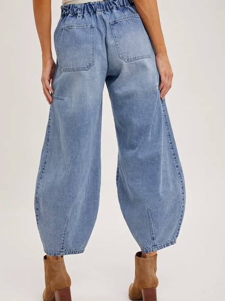 Drawsting Barrel Jeans