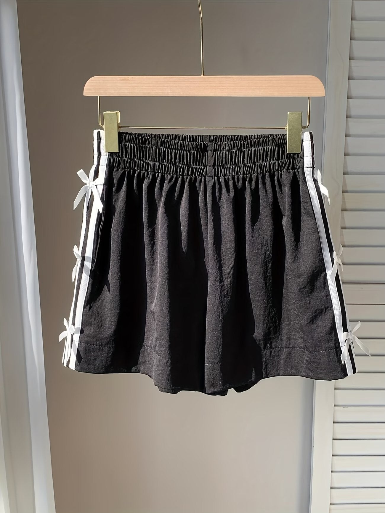 Bow Side Short