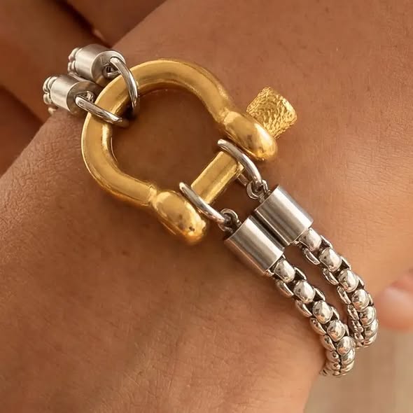 D Bracelet