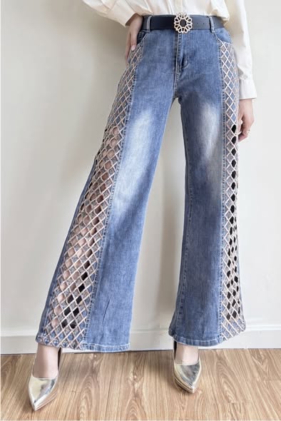 Lattice Embroidered Jean