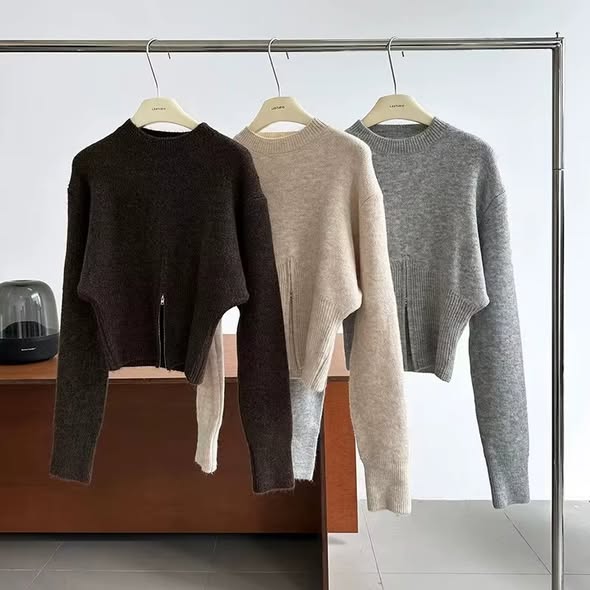 Accent Waist Zipper Sweater