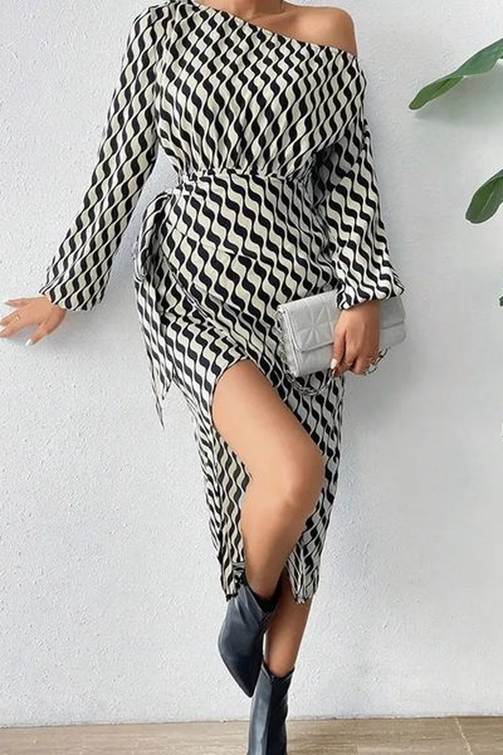 Lines Slimming Waist Dress