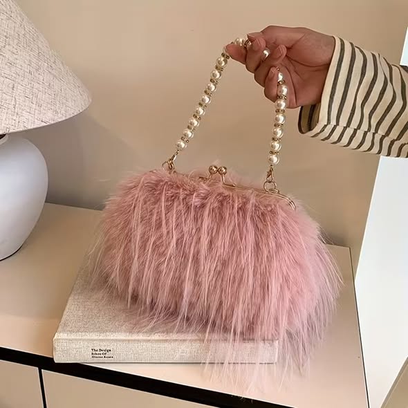 Darling Fluffy Handbag