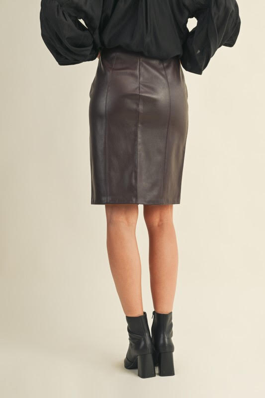 Seamed Pencil Skirt